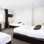 Logis Du Chateau 호텔 3*