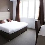 호텔 Logis Du Chateau 3*