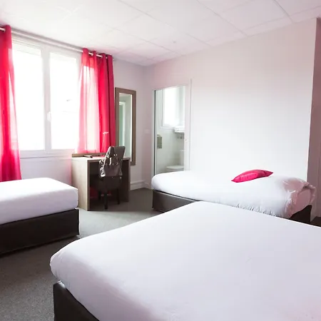 ホテル Logis Du Chateau 3*