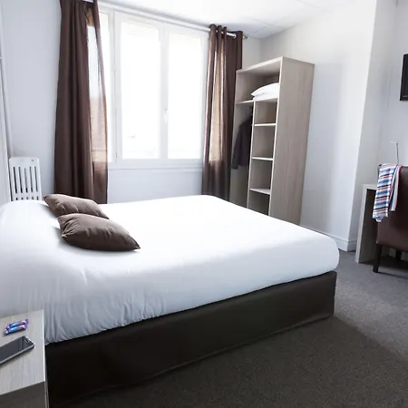 Logis Du Chateau ホテル カーン