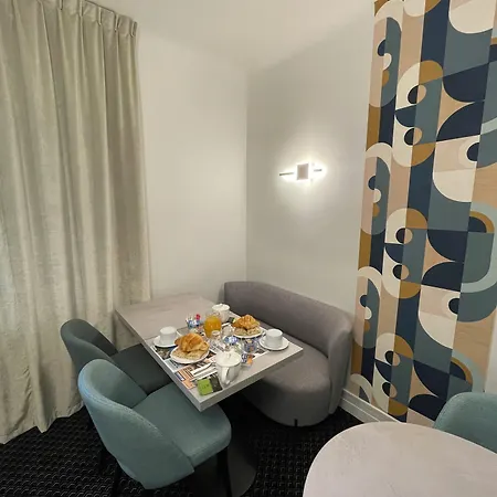 Logis Du Chateau 3*
