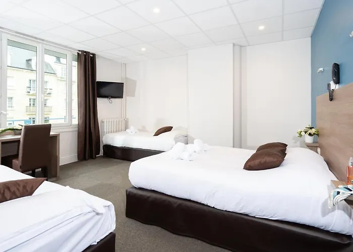 Logis Du Chateau Hotel 3*