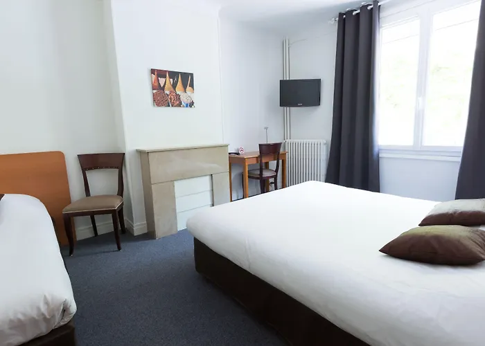 Hotel Logis Du Chateau Caen