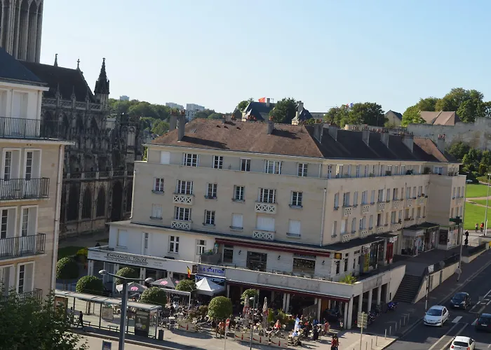 Logis Du Chateau 3* Caen