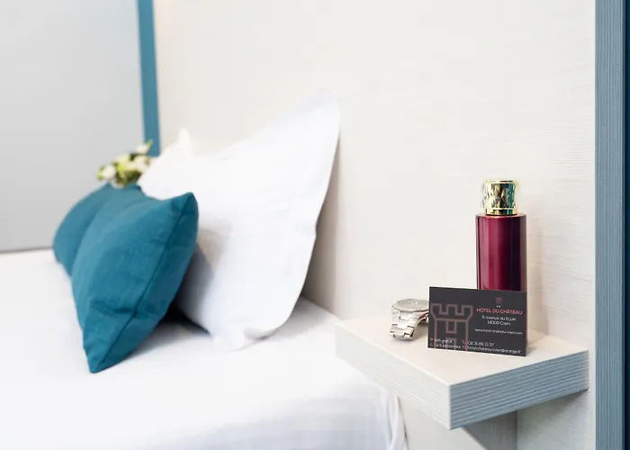 Hotel Logis Du Chateau Caen